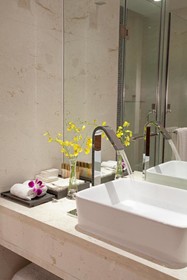 Joya International Hotel