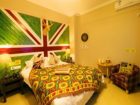 Sanya Canacoast Art Inn