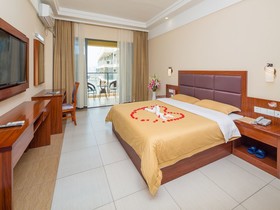 Sanya Mango Sea View Hotel