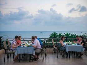 Sanya Pearl River Garden