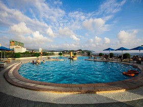 Sanya Pearl River Garden