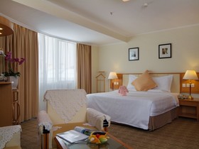 Sanya Pearl River Garden