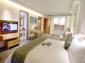 Sanya Poly Phoenix Hotel