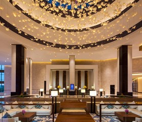 Thousand Cranes Sanya Yazhou Bay Int'l Exchange Centre, Curio by Hilton
