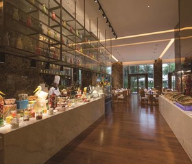 Thousand Cranes Sanya Yazhou Bay Int'l Exchange Centre, Curio by Hilton