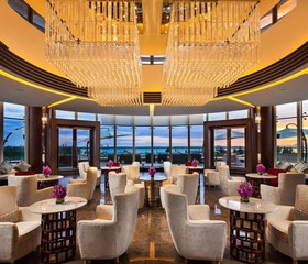 Thousand Cranes Sanya Yazhou Bay Int'l Exchange Centre, Curio by Hilton