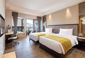 Sanya Yuexin Tomorrow Hotel