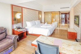 Sanya Yuexin Tomorrow Hotel