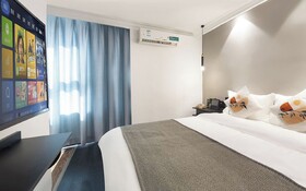 Starchain Heehee Hotel
