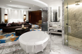 Visun Royal Yacht Hotel