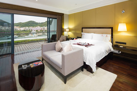 Visun Royal Yacht Hotel