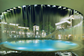 Wyndham Grand Plaza Royale Hainan Longmu Bay