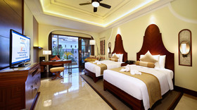 Wyndham Grand Plaza Royale Hainan Longmu Bay