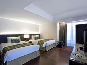Nina Hotel Tsuen Wan West