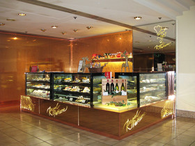 Regal Riverside Hotel