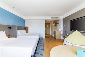 Holiday Inn Express Hohhot East Station, an IHG Hotel