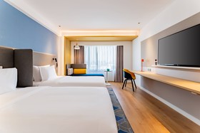 Holiday Inn Express Hohhot East Station, an IHG Hotel