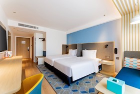 Holiday Inn Express Hohhot East Station, an IHG Hotel