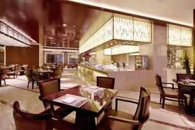 Howard Johnson by Wyndham Parkview Plaza Erdos