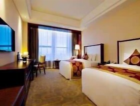 Howard Johnson by Wyndham Parkview Plaza Erdos