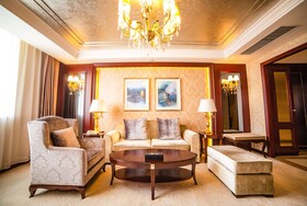 Howard Johnson by Wyndham Domando Plaza Wulanchabu