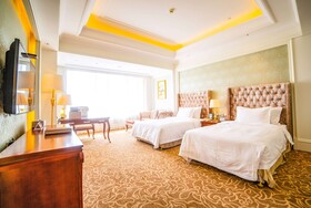 Howard Johnson by Wyndham Domando Plaza Wulanchabu