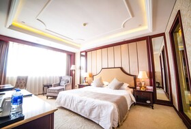 Howard Johnson by Wyndham Domando Plaza Wulanchabu