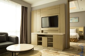 Holiday Inn Express Anshan Downtown