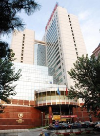 Redbuds Plaza Hotel