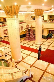 Redbuds Plaza Hotel