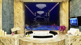 Crowne Plaza Dalian Sports Center