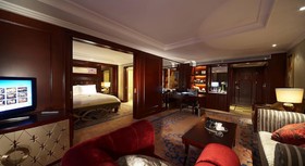 Dalian Dynasty International Hotel