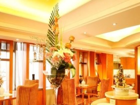 Dalian East Hotel