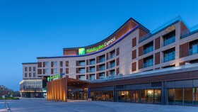 Holiday Inn Express Dalian Golden Pebble Beach An IHG Hotel