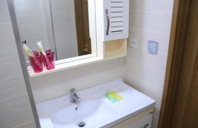 Jinfeng Hotel Apartment