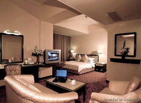 Mercure Dalian City Center