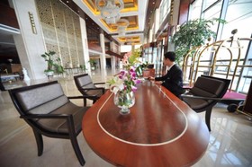 S&N Dalian Hotel