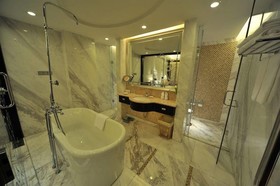 S&N Dalian Hotel