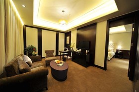 S&N Dalian Hotel