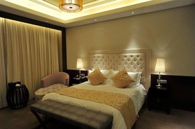 S&N Dalian Hotel