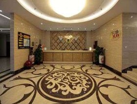 Super 8 by Wyndham Dalian Jinzhou Railway Station Square