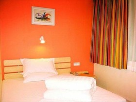 7 Days Inn Dandong Feng Cheng Center Branch