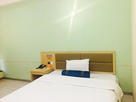 7 Days Inn Harbin Railway Station Zhanqian Square