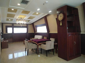 Pin Ge Business Hotel