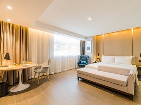 Atour Hotel Jinzhou Ave Airport Ningbo