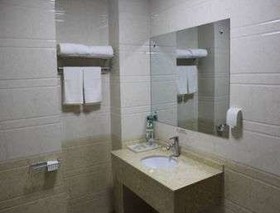 Super 8 by Wyndham Panjin Da Wa