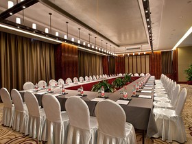 Longchamp Garden Hotel Changsha