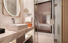 Venus International Hotel