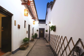 Chaozhou Shifeng Yingbin Inn