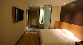 7 Days Inn Yunfu Luoding Central Branch